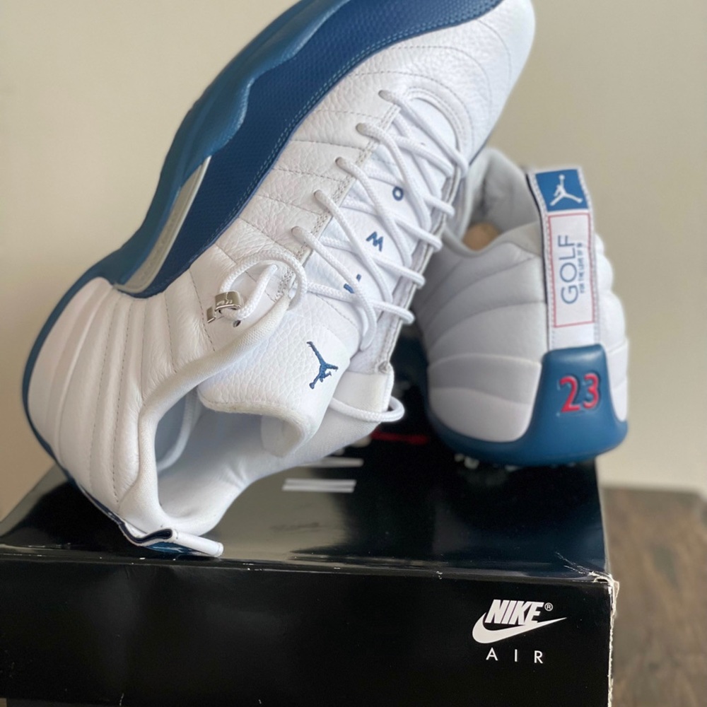 Jordan 11 golf shoe (white & french blue) - Picture 2 of 5